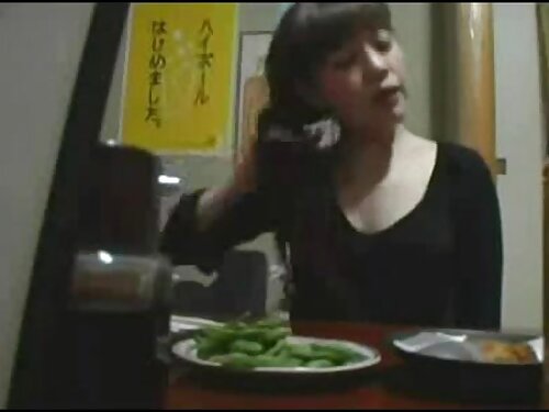 ยายบ้านนอกสุดฮอตเดิน ...