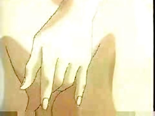 นอนในห้องลองเสื้อผ้า ...